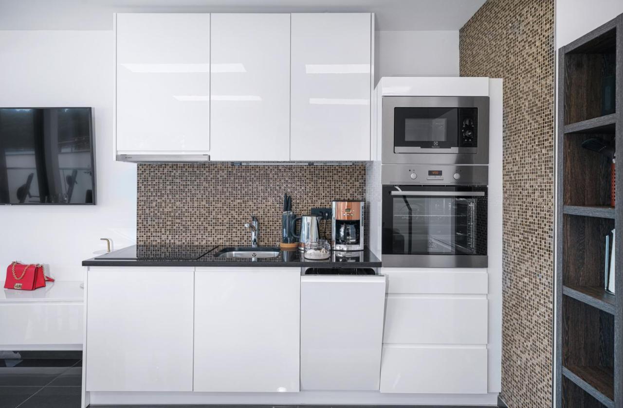 Alexandra Apartments Tribalj Extérieur photo