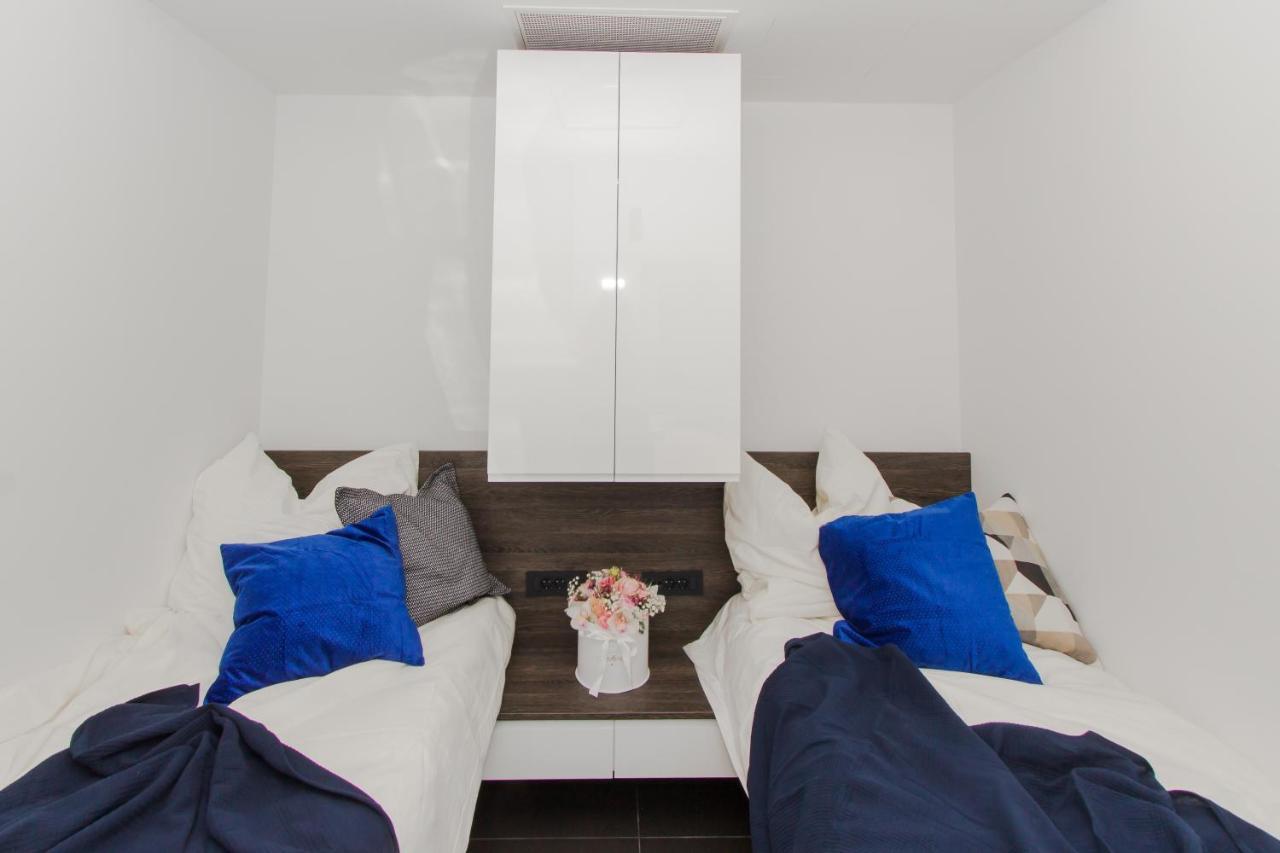 Alexandra Apartments Tribalj Extérieur photo