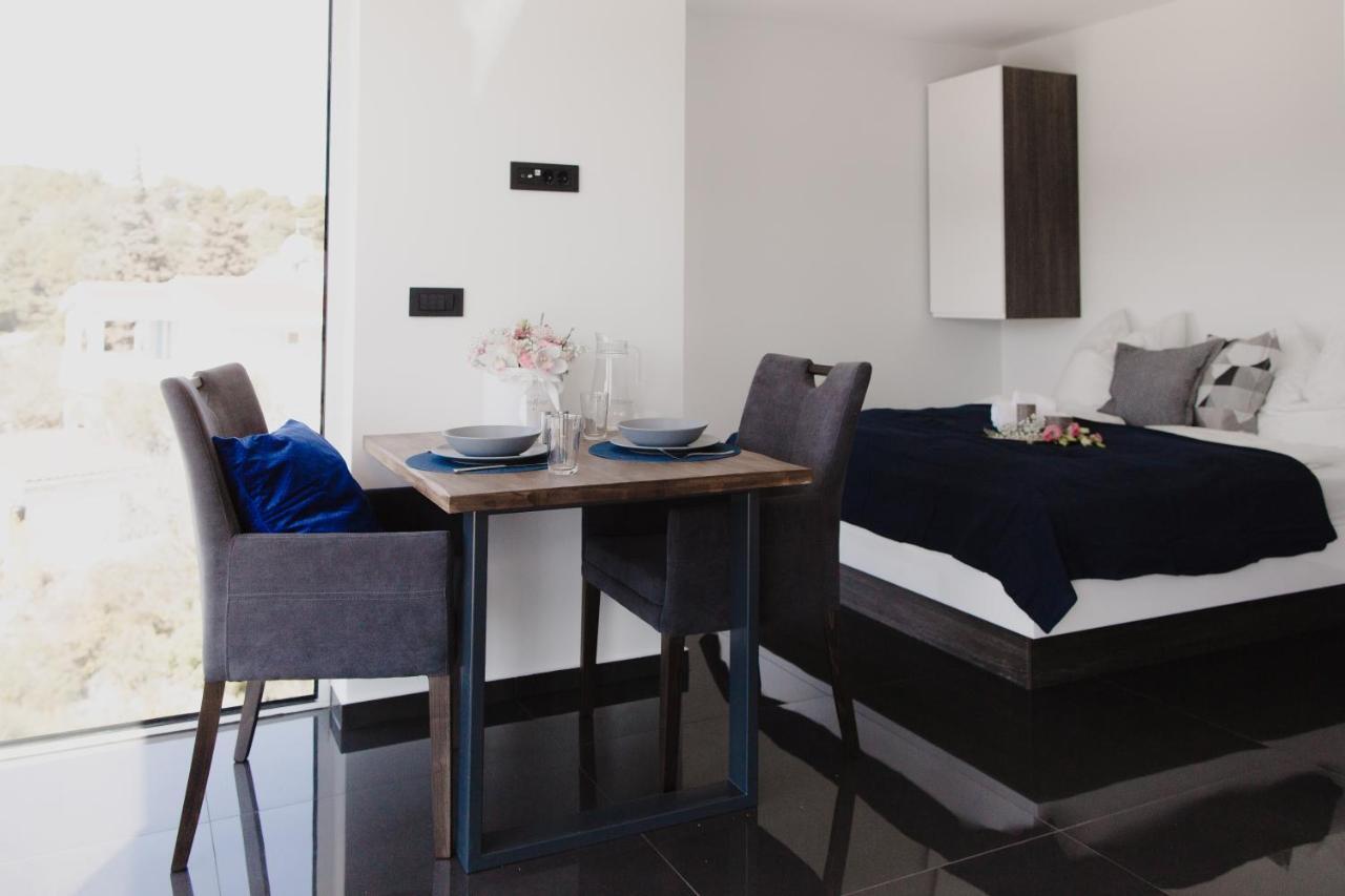 Alexandra Apartments Tribalj Extérieur photo